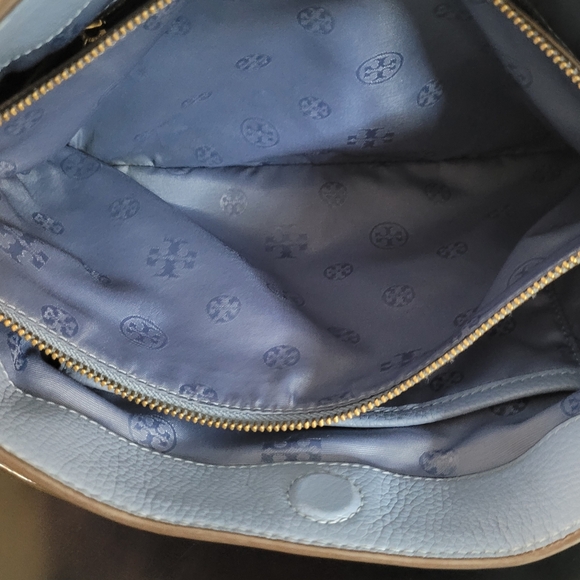 Tory Burch Britten Triple Compartment shoulder Bag - Picture 14 of 14